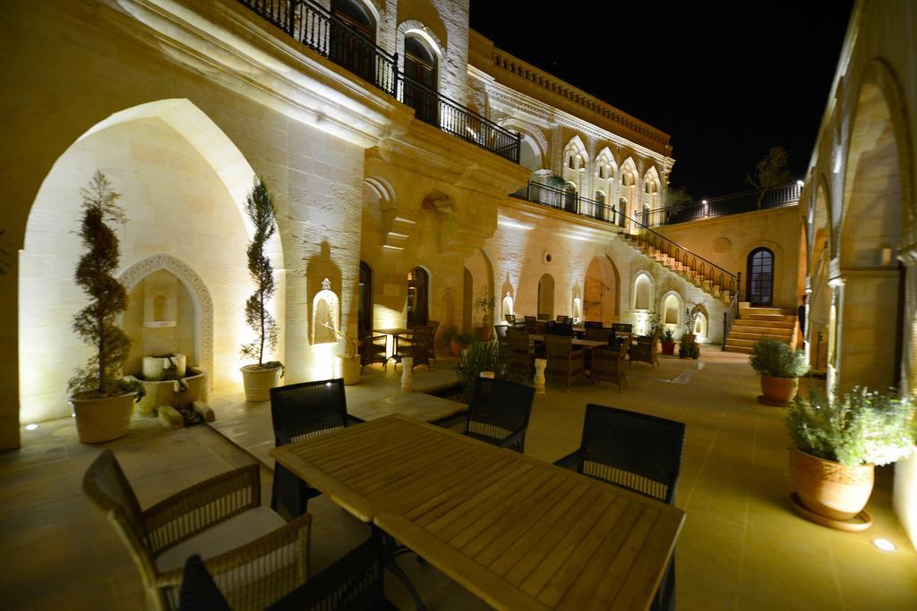 Shmayaa Hotel Midyat Buitenkant foto